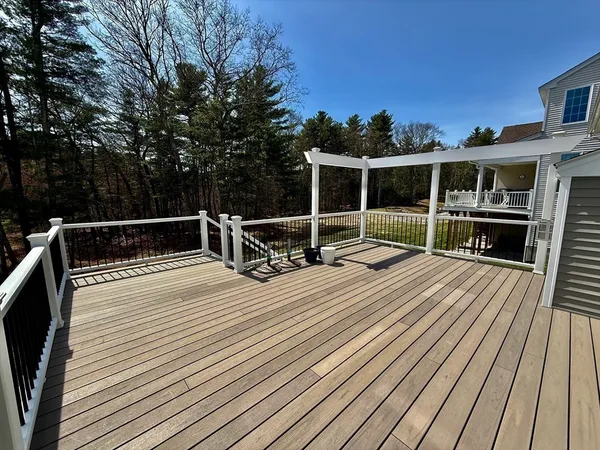 $1,150,000 | 124 Glen Ellen Boulevard, Unit 124, Millis, MA 02054