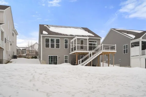 $1,150,000 | 124 Glen Ellen Boulevard, Unit 124, Millis, MA 02054