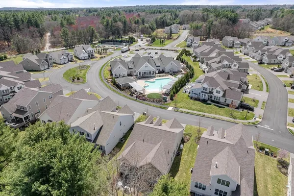 $1,150,000 | 124 Glen Ellen Boulevard, Unit 124, Millis, MA 02054