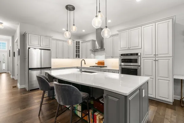 $1,150,000 | 124 Glen Ellen Boulevard, Unit 124, Millis, MA 02054