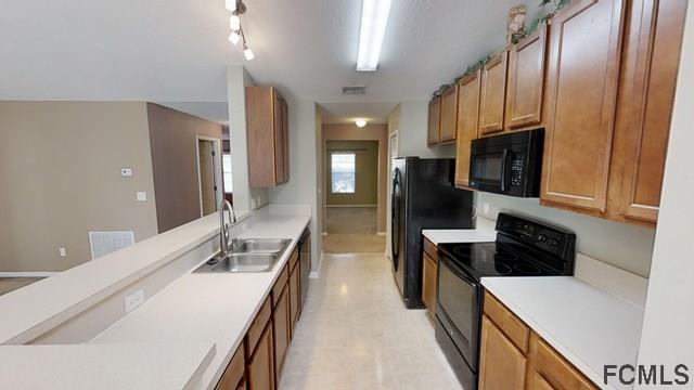 5 Riviera Estates Court Palm Coast, FL 32164 - Photo 9 of 28 Gallery Image 9
