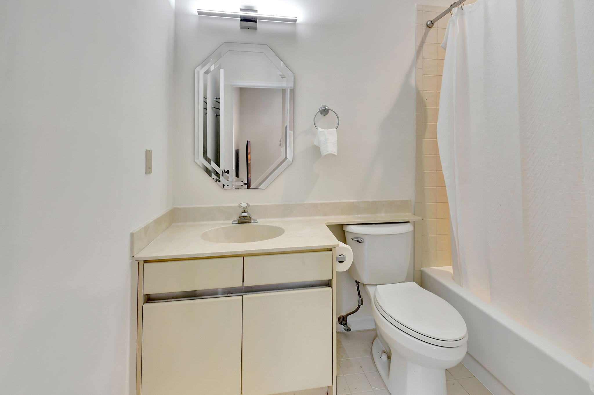2478 Northwest 63rd Street Boca Raton, FL 33496 - Photo 25 of 46 24-web-or-mls-DSC_7756