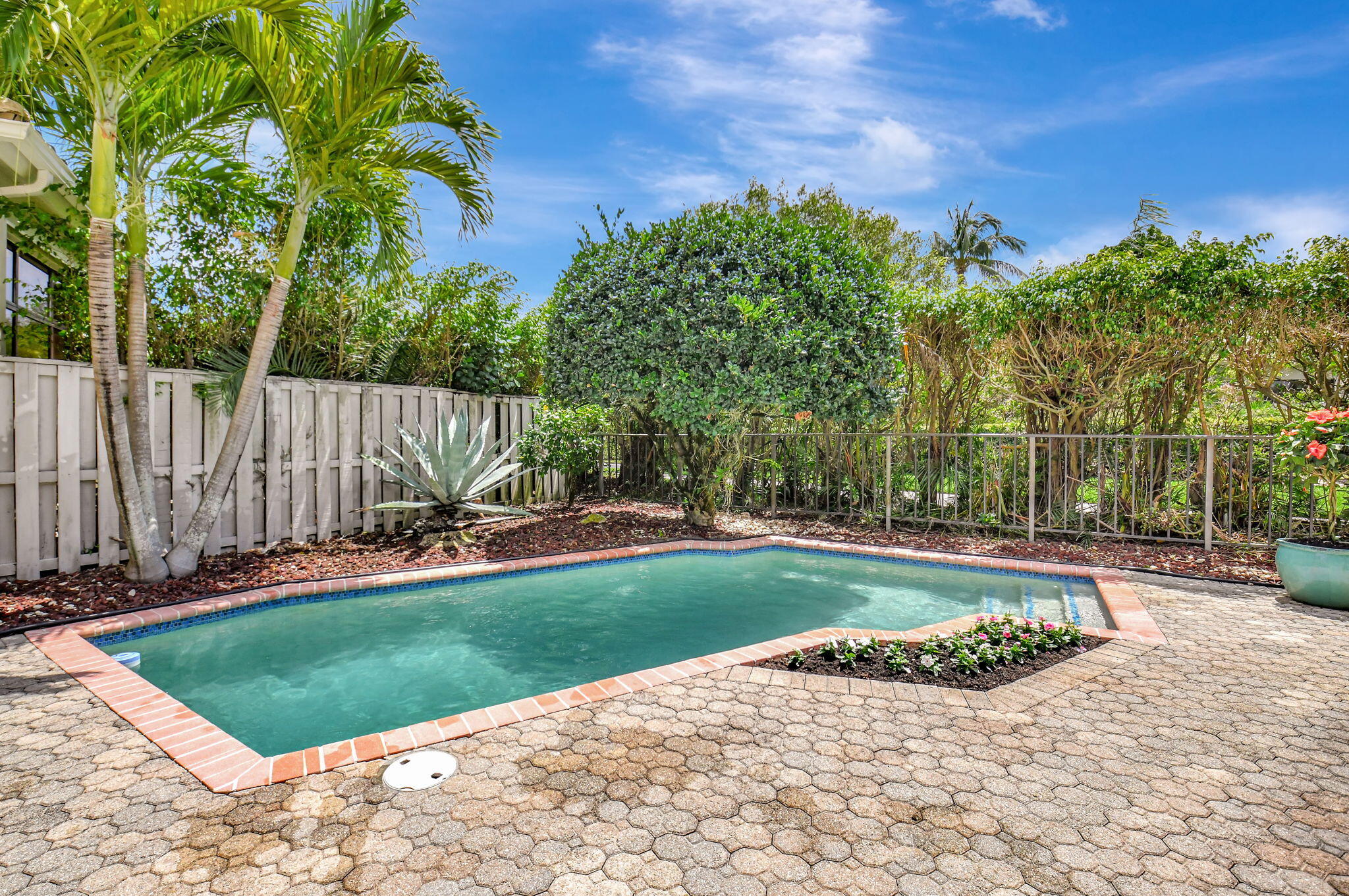 2478 Northwest 63rd Street Boca Raton, FL 33496 - Photo 33 of 46 35-web-or-mls-DSC_7901