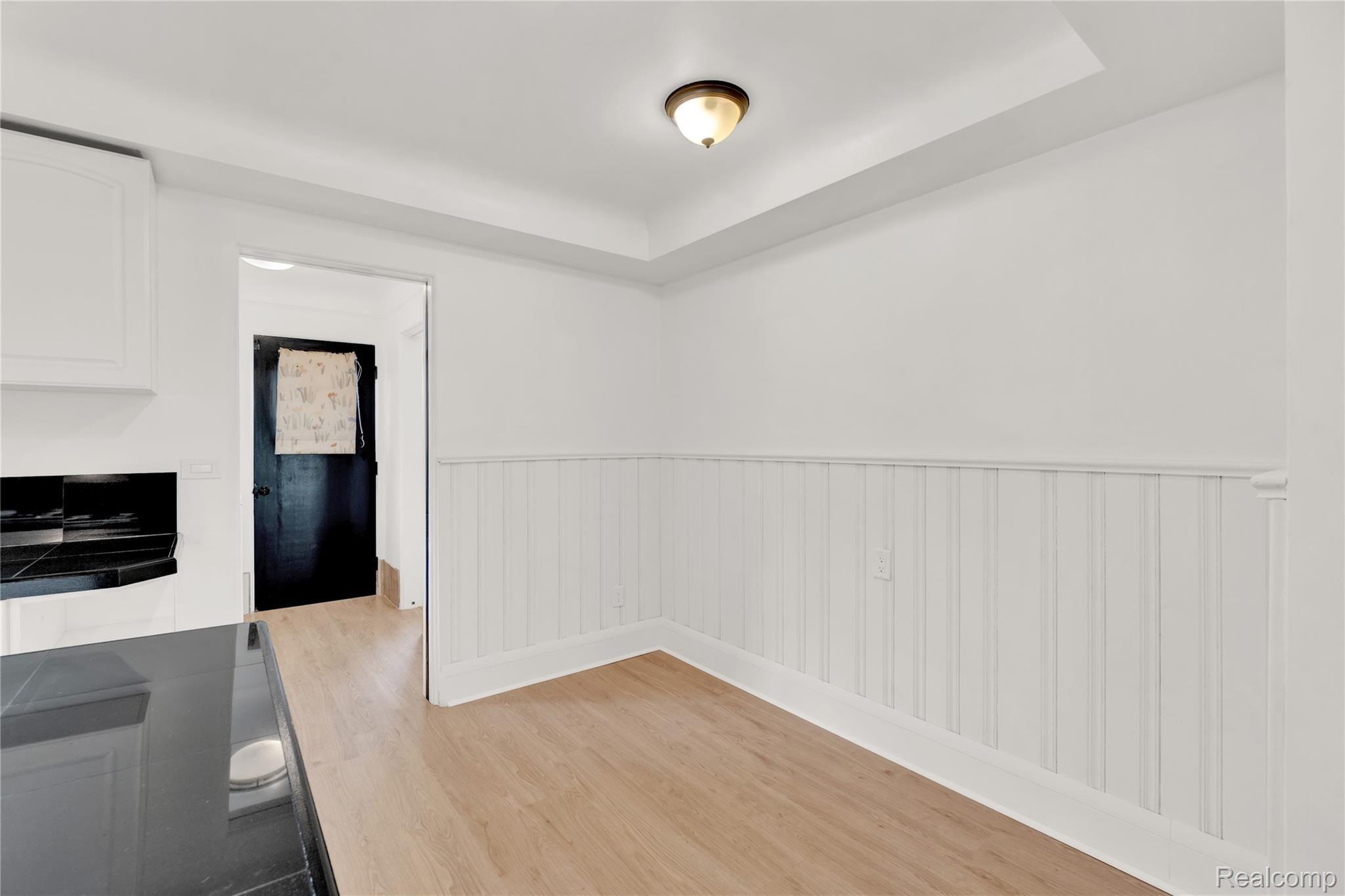 29098 Utley Road Farmington, MI 48334 - Photo 8 of 27 Edited-20.jpg