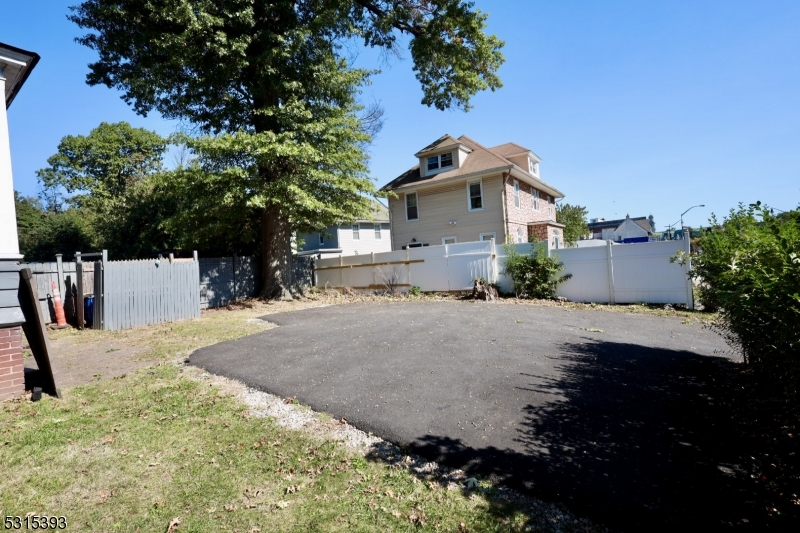 6 Stanley Road South Orange, NJ 07079 - Photo 5 of 35 Gallery Image 5
