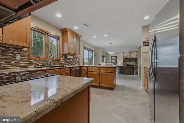 $630,000 | 28 Harris Circle, Newark, DE 19711