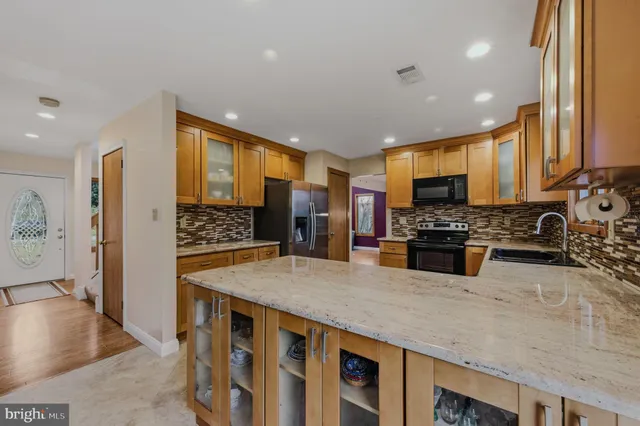 $630,000 | 28 Harris Circle, Newark, DE 19711