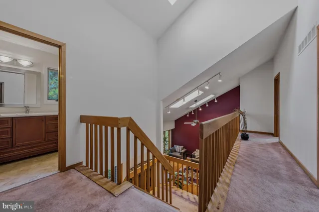 $630,000 | 28 Harris Circle, Newark, DE 19711