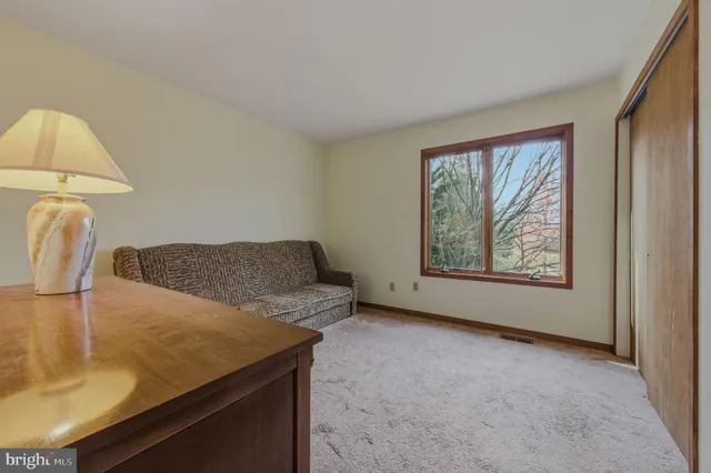 $630,000 | 28 Harris Circle, Newark, DE 19711