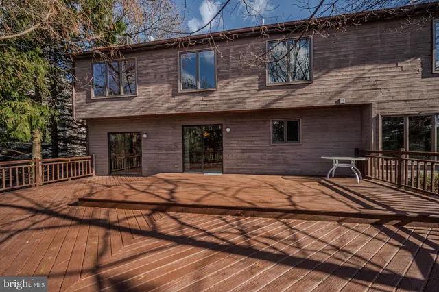 $630,000 | 28 Harris Circle, Newark, DE 19711