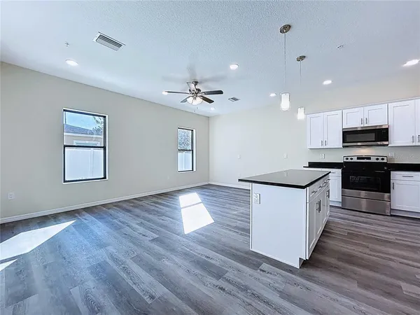 $325,000 | 4368 Cambio Gdns Court, Tampa, FL 33610