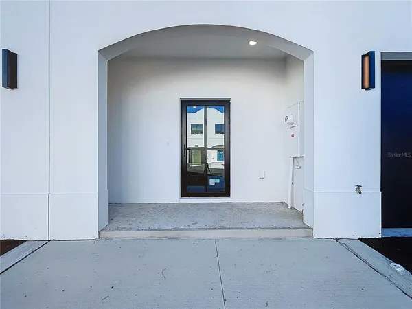 $325,000 | 4368 Cambio Gdns Court, Tampa, FL 33610