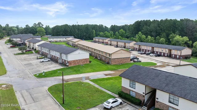 $11,500,000 | 240 Clarence Avenue, New Llano, LA 71461