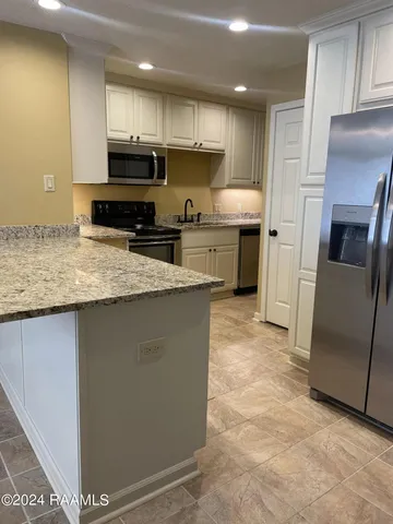 $11,500,000 | 240 Clarence Avenue, New Llano, LA 71461