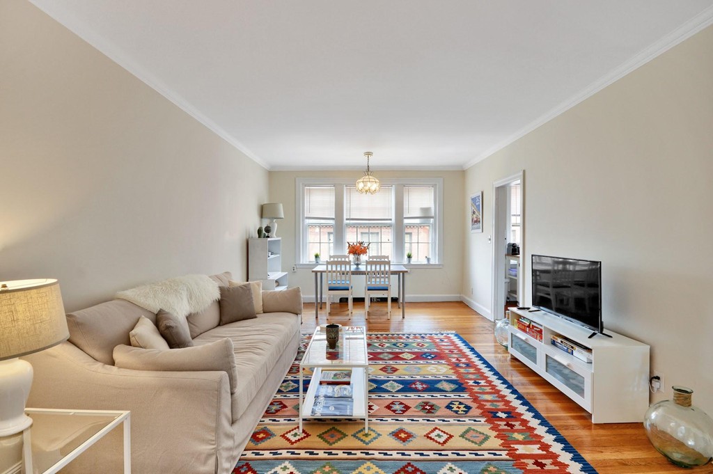 92 Beacon Street, Unit 32 Boston, MA 02108 - Photo 2 of 10