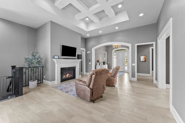 $1,125,000 | 4928 Woody Creek Circle, Bettendorf, IA 52722