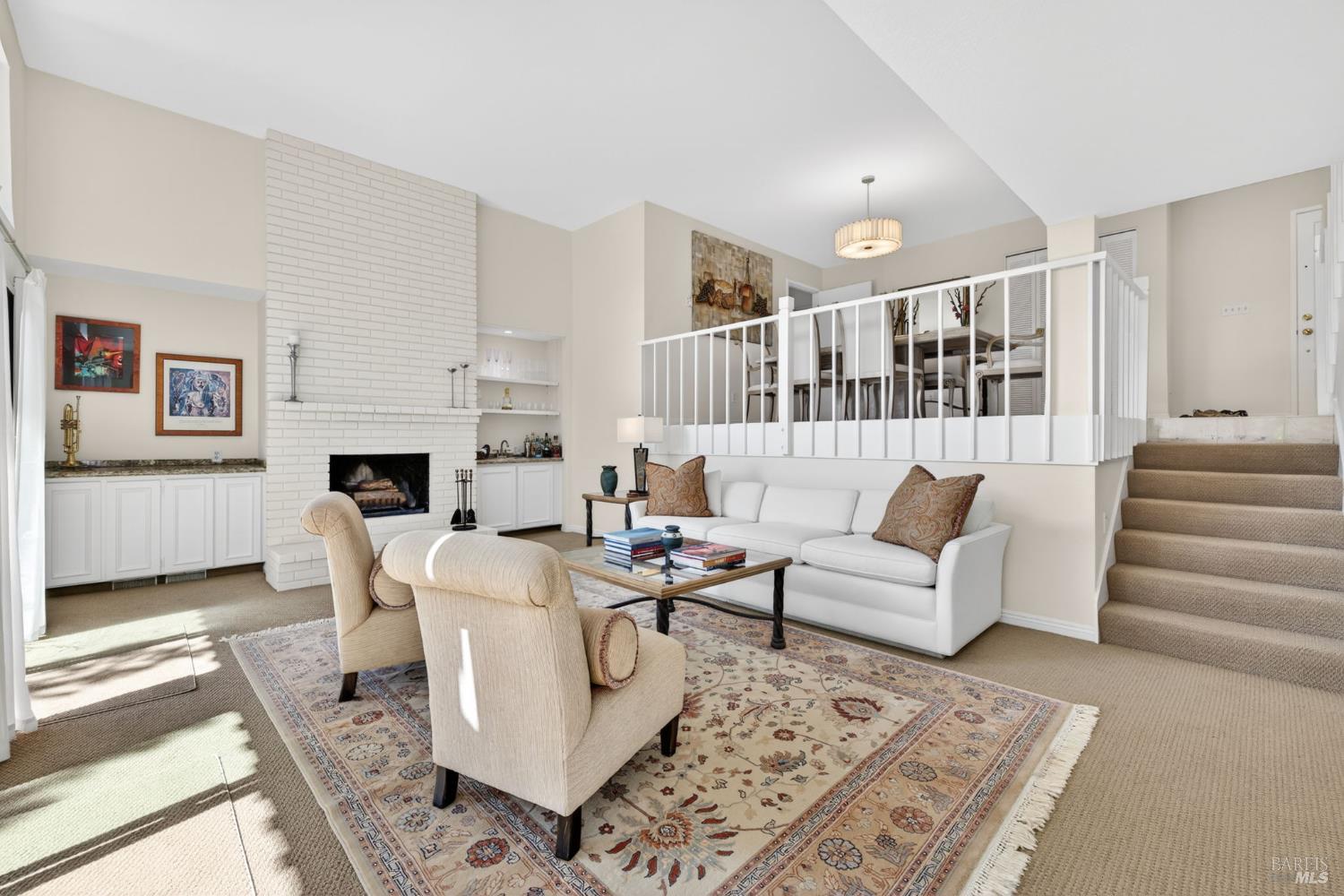 37 Greenside Way San Rafael, CA 94901 - Photo 2 of 38