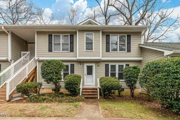 $225,000 | 121 Westview Drive, Unit 27, Carrboro, NC 27510