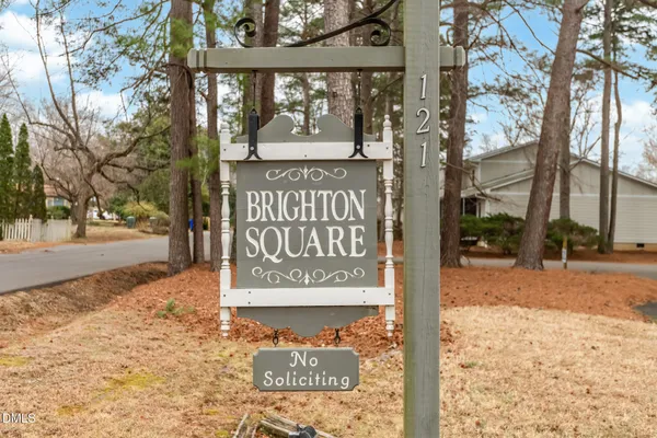 $225,000 | 121 Westview Drive, Unit 27, Carrboro, NC 27510