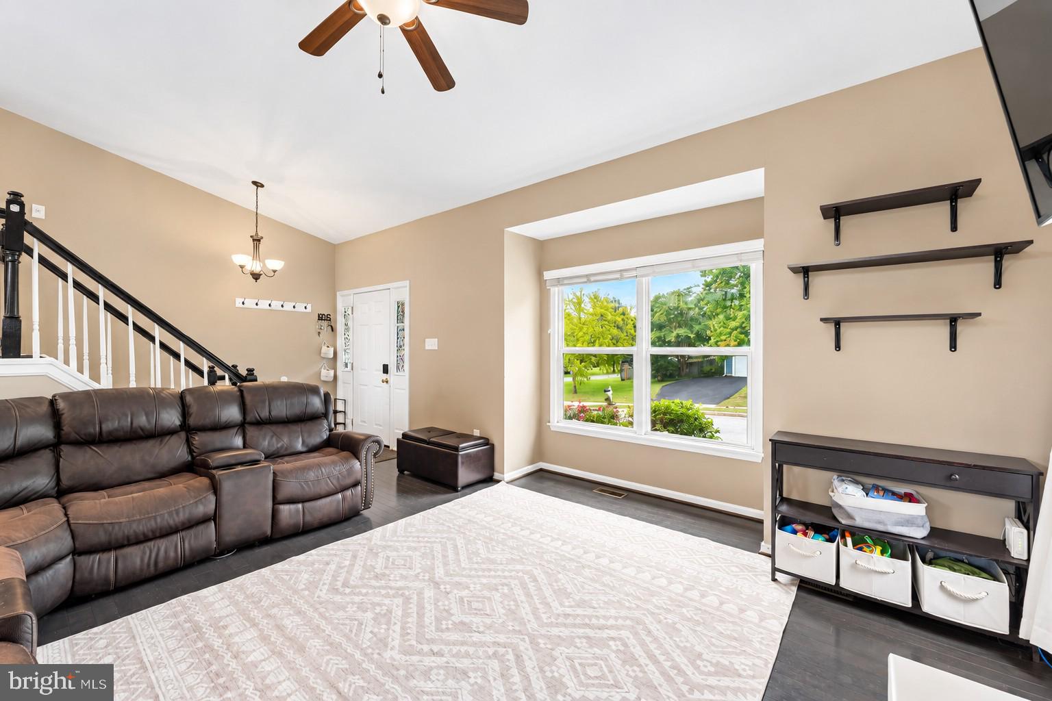 6669 Hunter Road Elkridge, MD 21075 - Photo 5 of 28 Gallery Image 5
