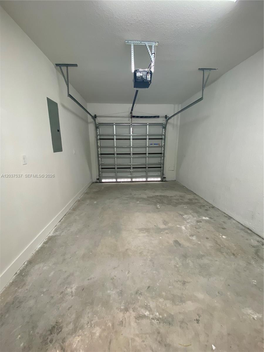 2402 Southwest 145th Place Miami, FL 33184 - Photo 11 of 12