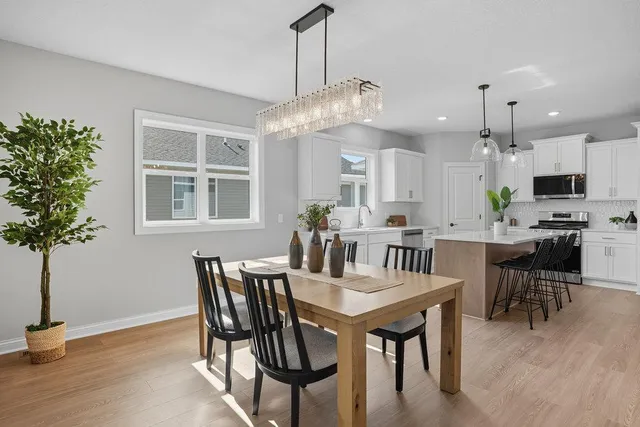 $559,900 | 9815 Pinehurst Drive, Elko New Market, MN 55020