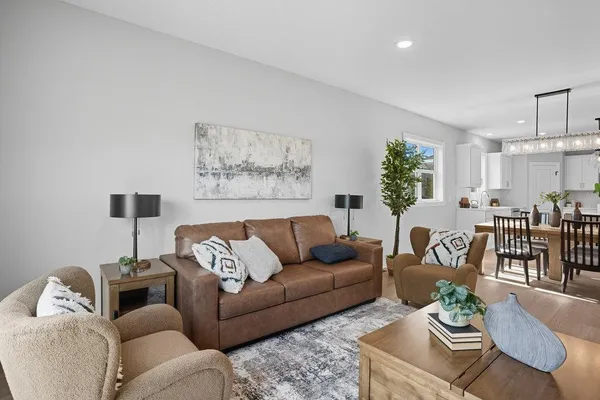 $559,900 | 9815 Pinehurst Drive, Elko New Market, MN 55020