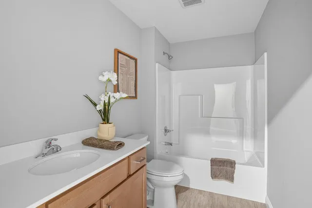 $559,900 | 9815 Pinehurst Drive, Elko New Market, MN 55020