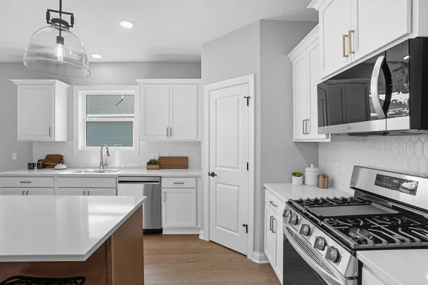 $559,900 | 9815 Pinehurst Drive, Elko New Market, MN 55020