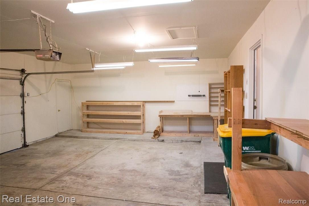 29800 Drake Road Farmington, MI 48331 - Photo 40 of 44 Oversized 2 Car Garage Interior.jpg