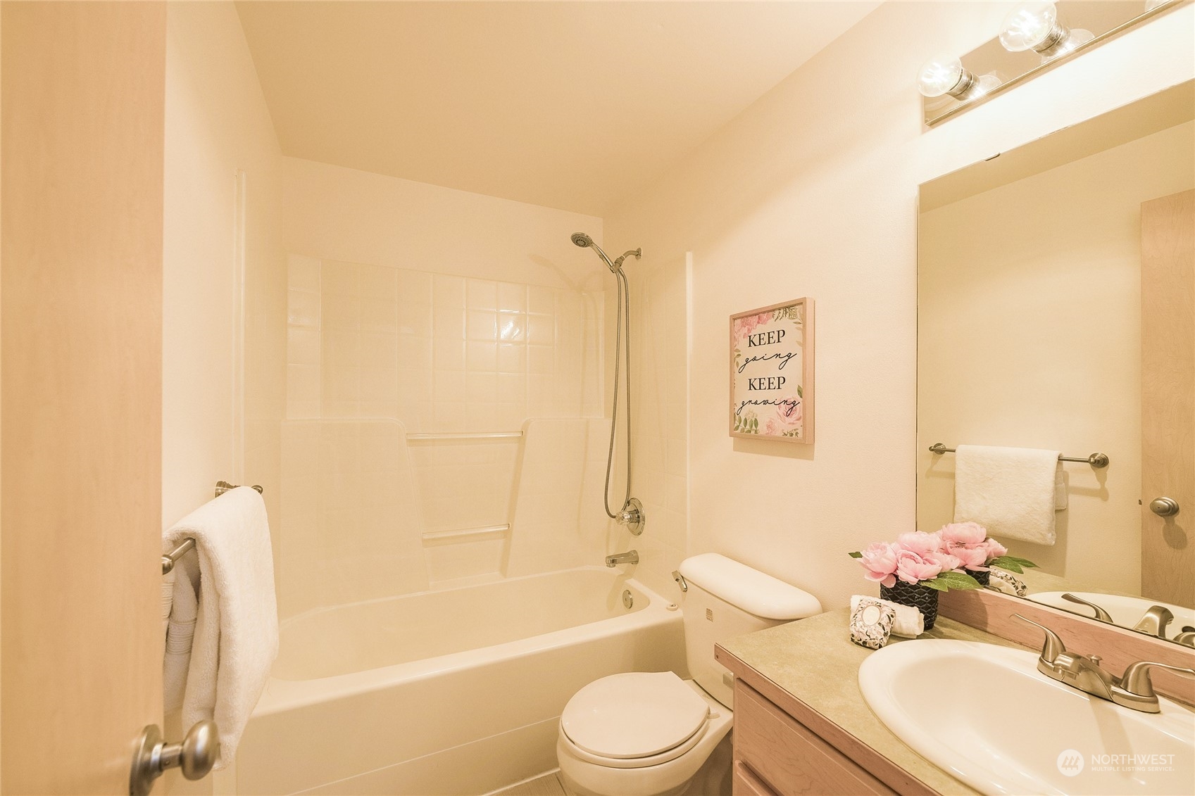 4013 152nd Place Southeast Bothell, WA 98012 - Photo 12 of 24 a bathroom with a sink a toilet and a bathtub
