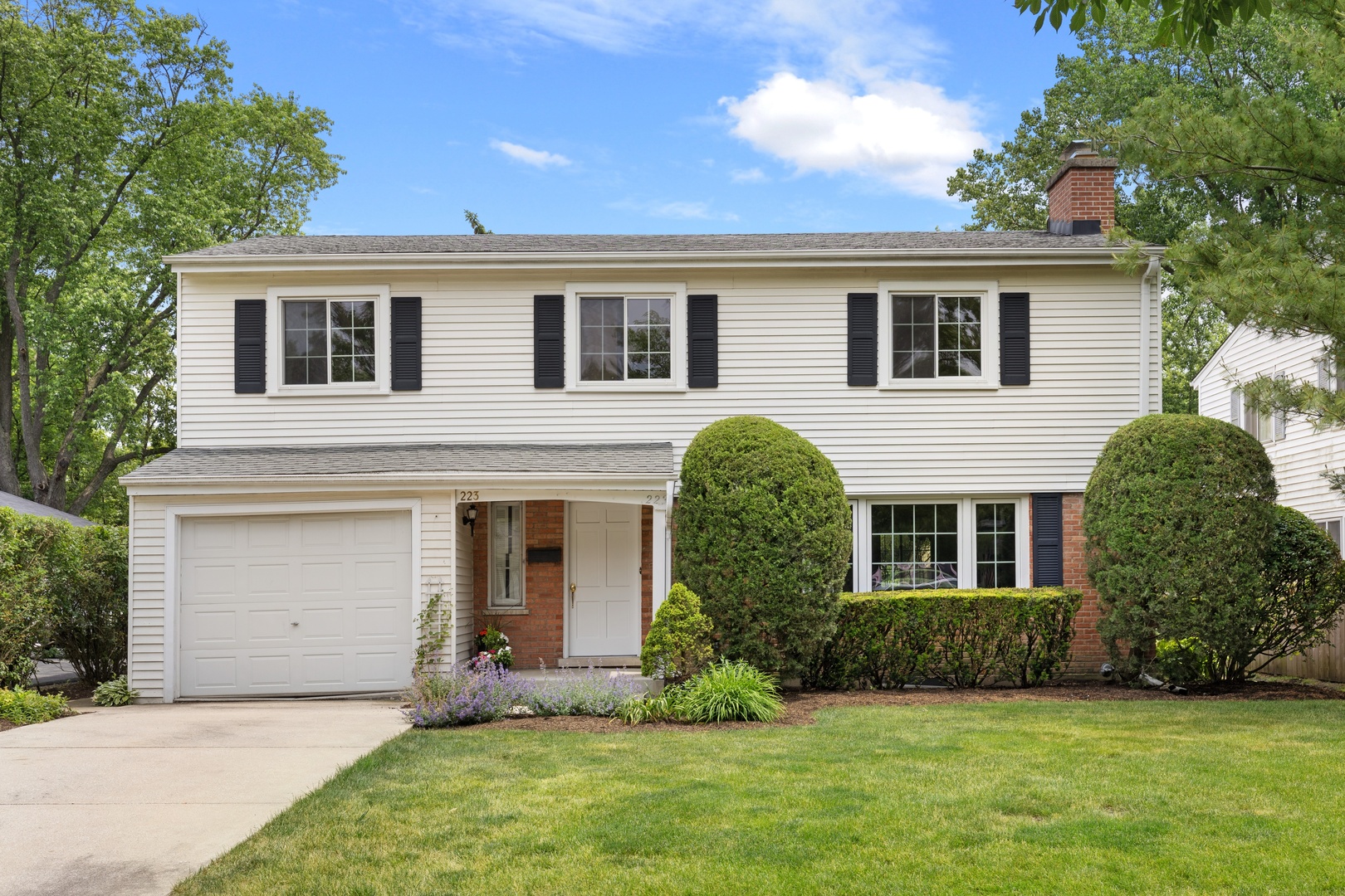 223 Riverside Drive Northfield, IL 60093 - Photo 1 of 16