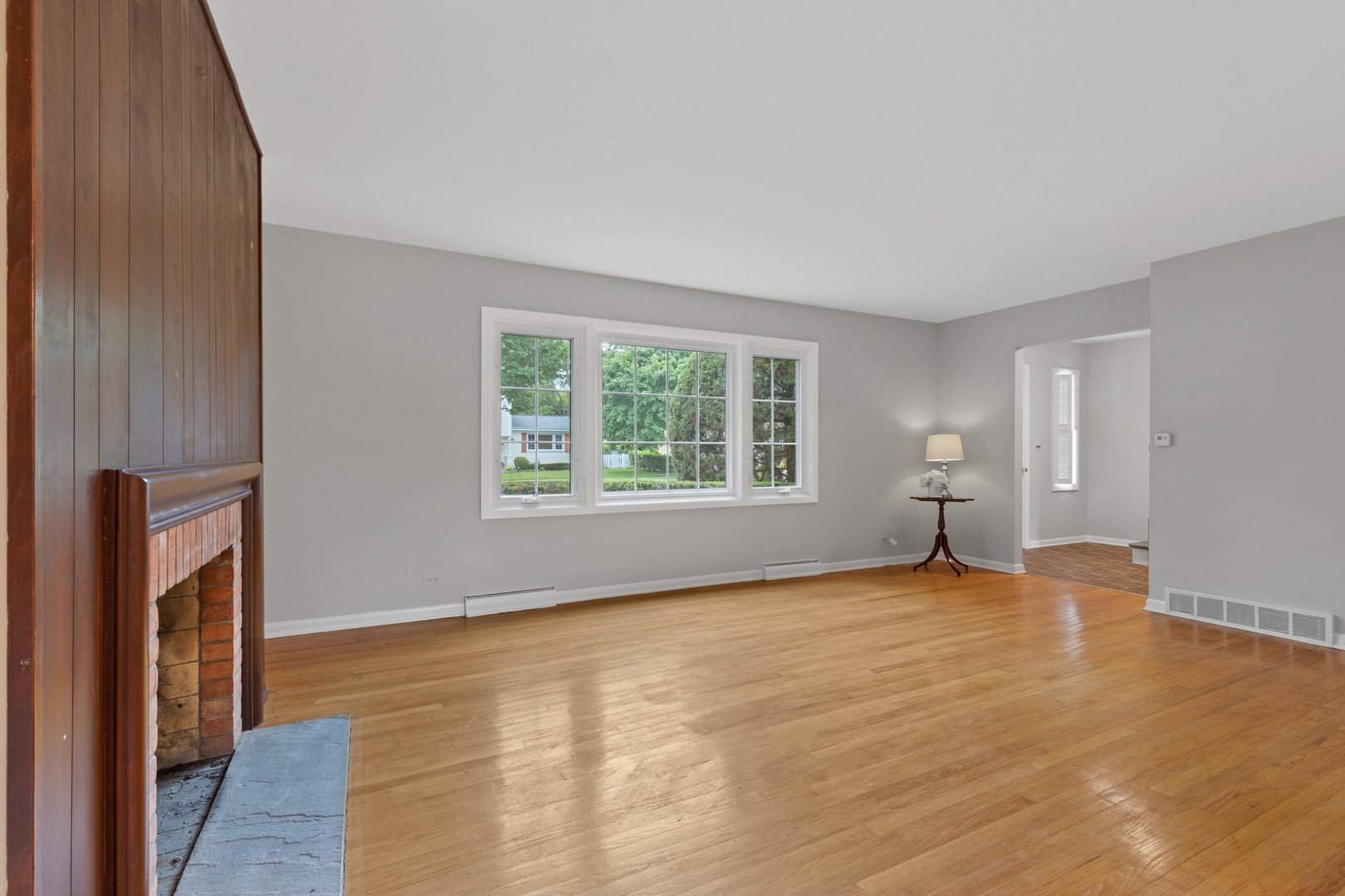 223 Riverside Drive Northfield, IL 60093 - Photo 3 of 16