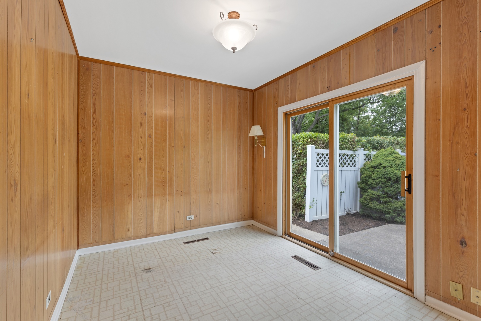 223 Riverside Drive Northfield, IL 60093 - Photo 9 of 16