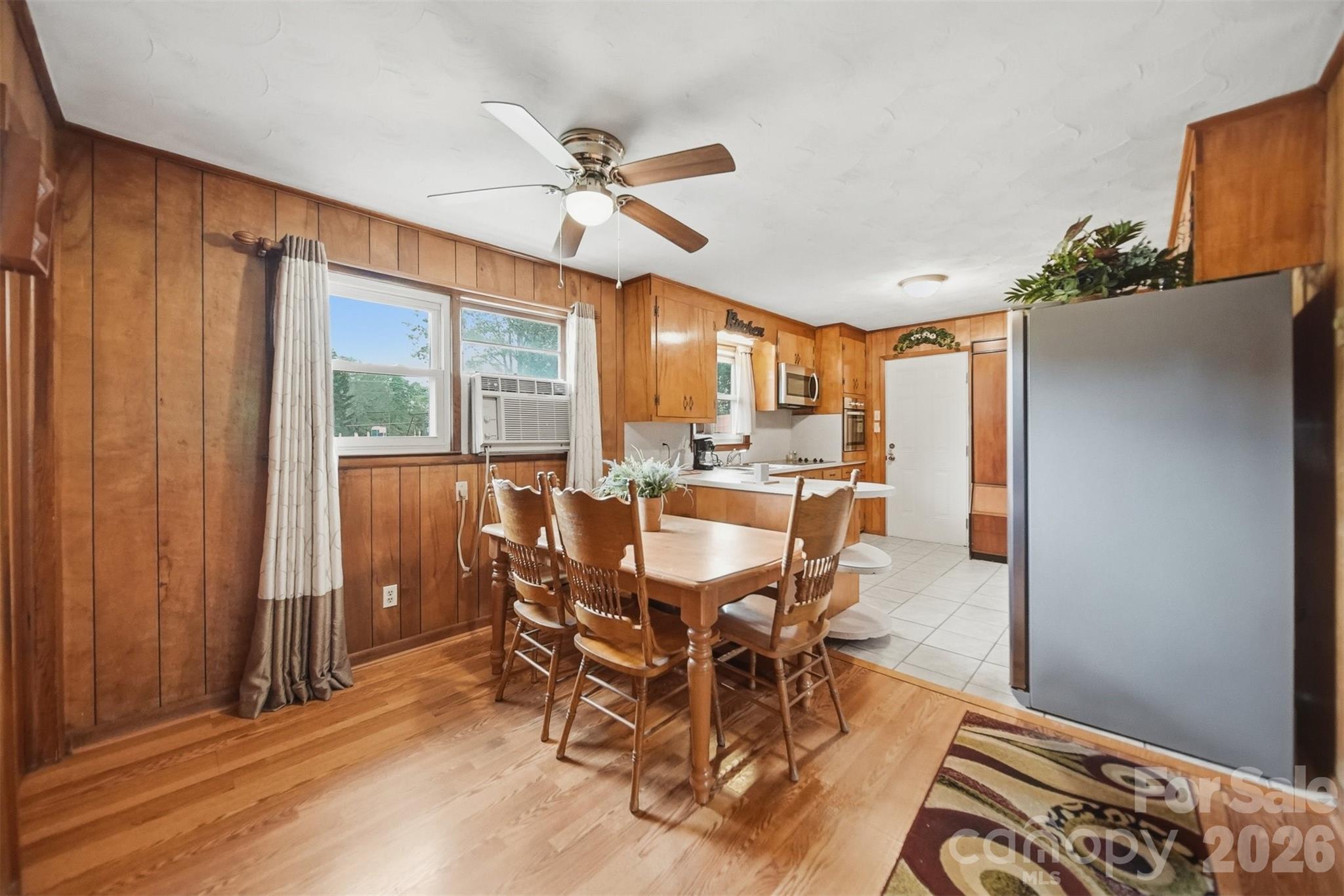 1329 33rd Street Southeast Conover, NC 28613 - Photo 6 of 31