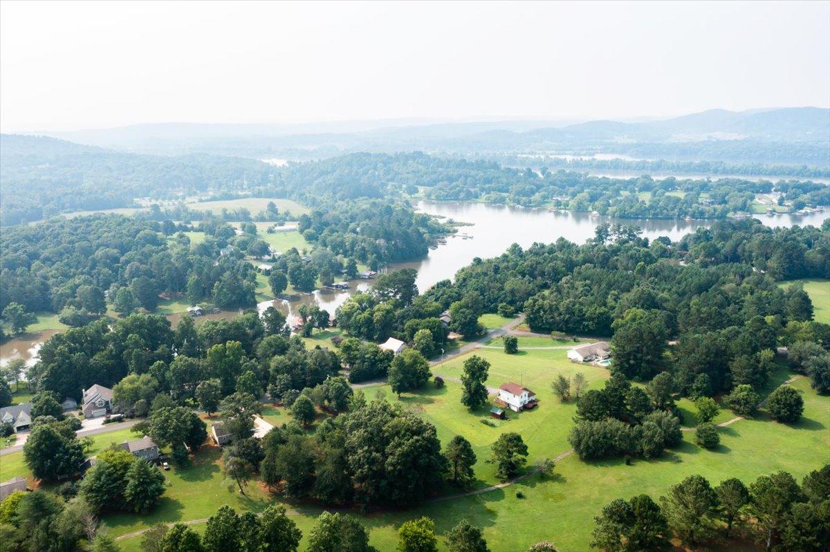 Lakehaven Circle Decatur, TN 37322 - Photo 9 of 15 11-Lakehaven-Cir-Tennessee-11