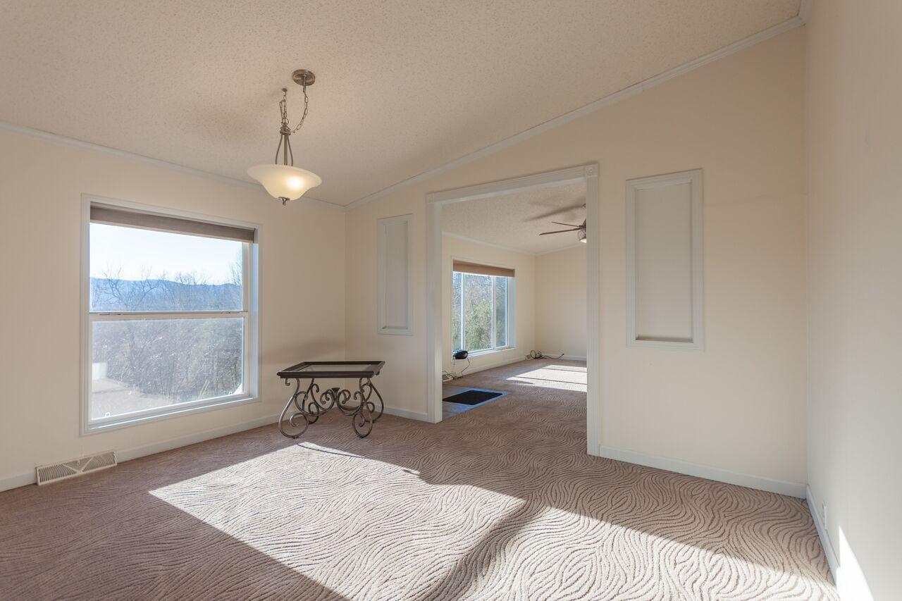 1285 Pinecrest Road Jacksboro, TN 37757 - Photo 22 of 39 1285 Pinecrest-0177-HDR_preview