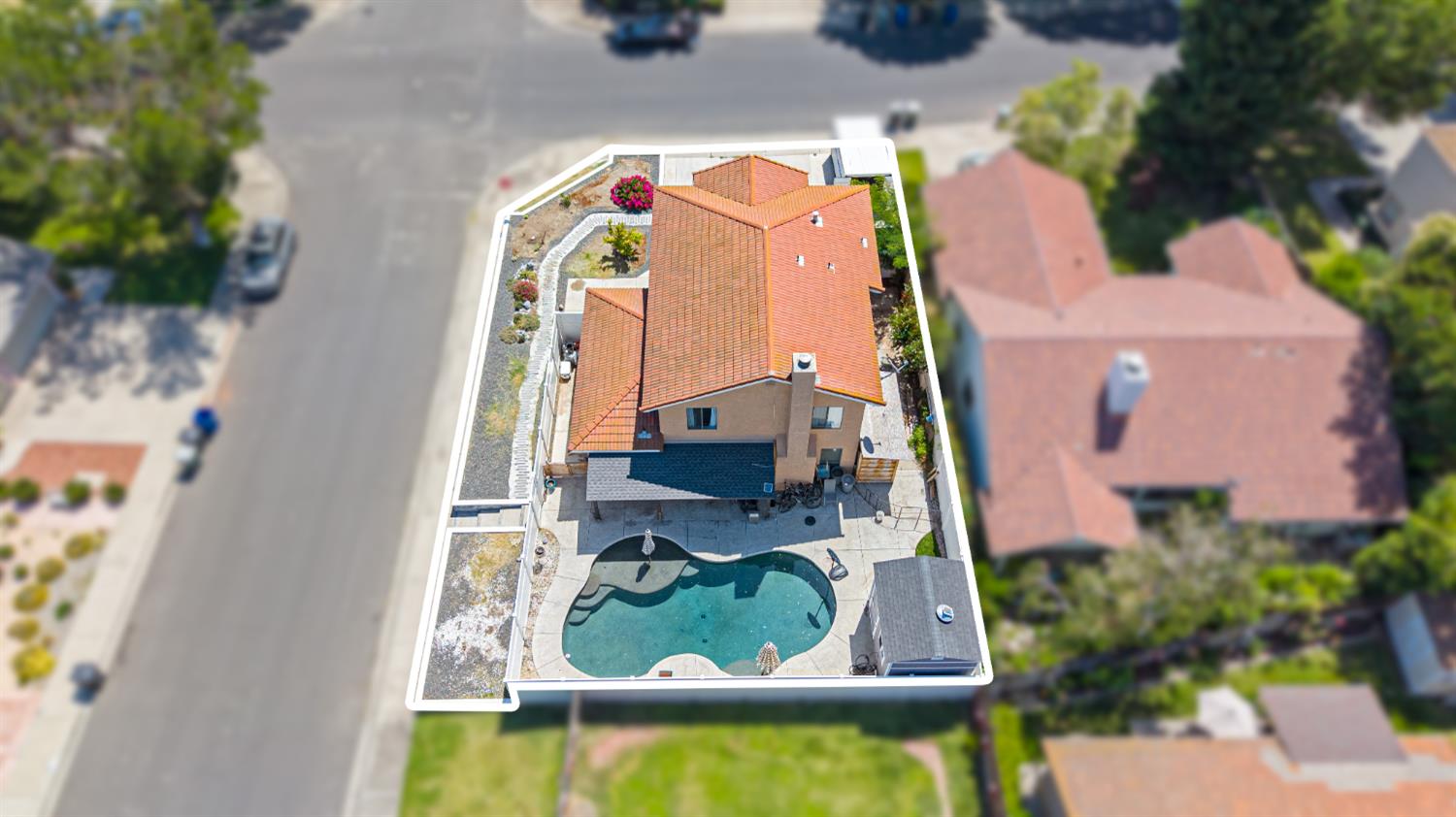 1721 Woodcrest Way Modesto, CA 95355 - Photo 36 of 38