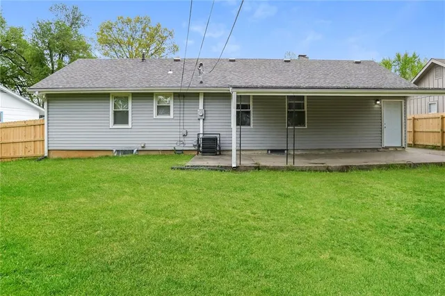 $1,740 | 7630 East 52 Terrace, Kansas City, MO 64129