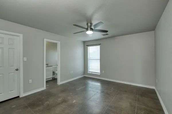 $1,525 | 104 Castleberry Court, Unit A, Bertram, TX 78605