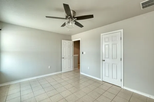 $1,525 | 104 Castleberry Court, Unit A, Bertram, TX 78605