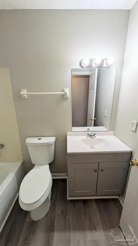 $1,495 | 4233 West Avenida De Golf, Pace, FL 32571