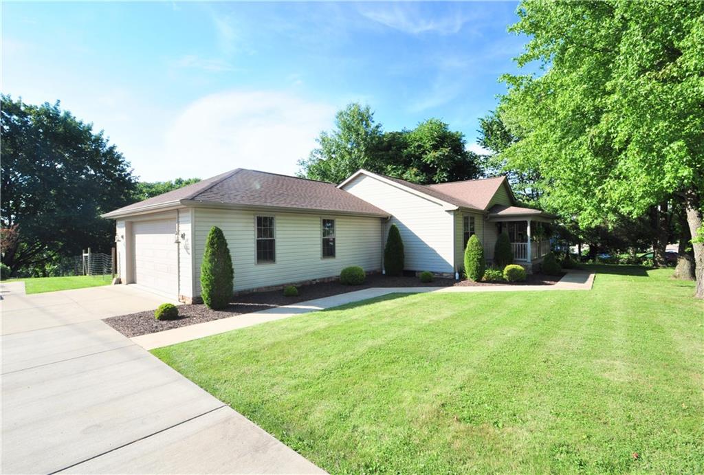 1620 Charlton Heights Road Coraopolis, PA 15108 - Photo 3 of 49 Gallery Image 3