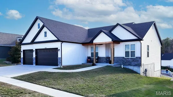 $575,000 | 1614 Sugar Creek Drive, Festus, MO 63028