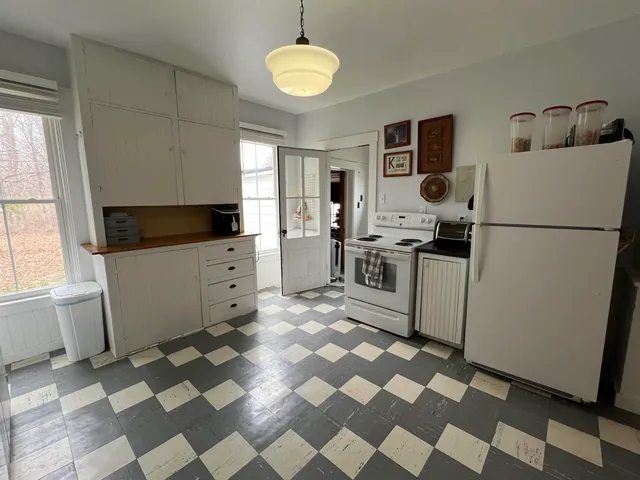 $260,000 | 8 3rd Street, Fair Haven, VT 05743