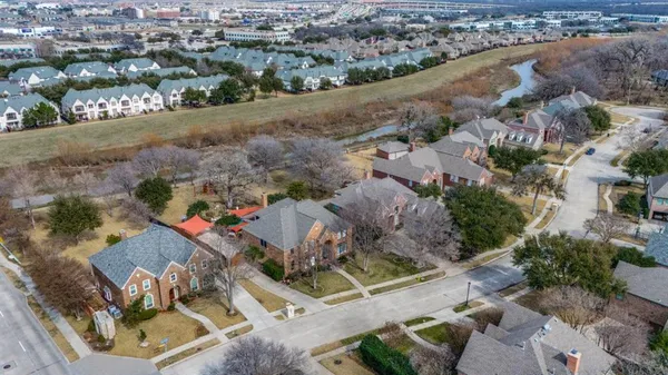 $915,500 | 702 East Peninsula Drive, Coppell, TX 75019