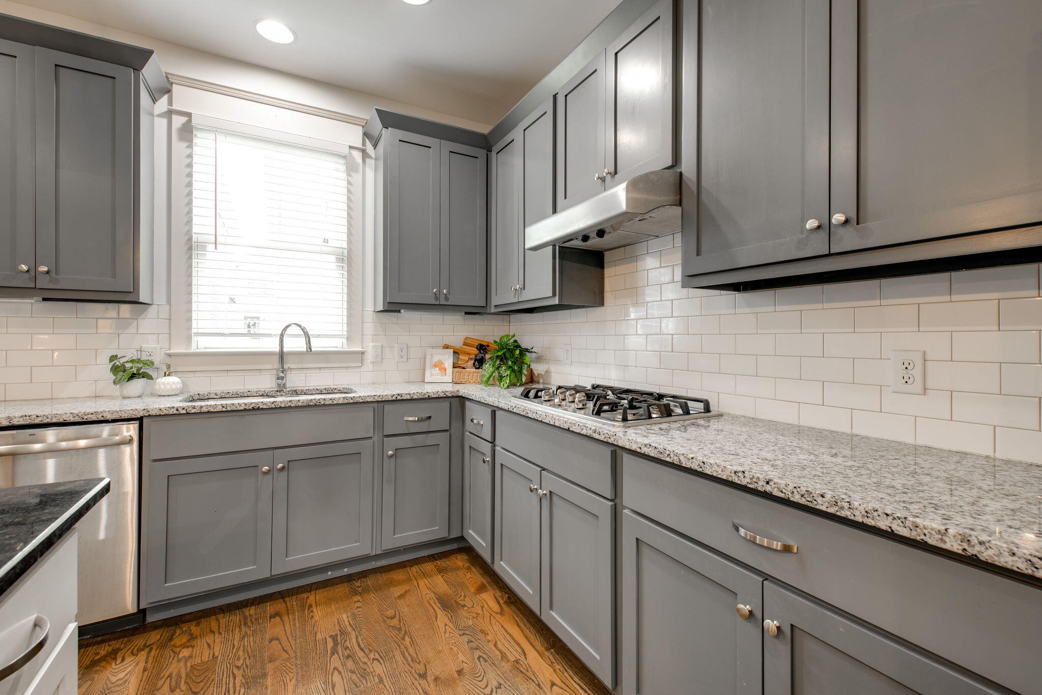 911 Islander Way Chattanooga, TN 37402 - Photo 15 of 38 33-web-or-mls-DSC_9778