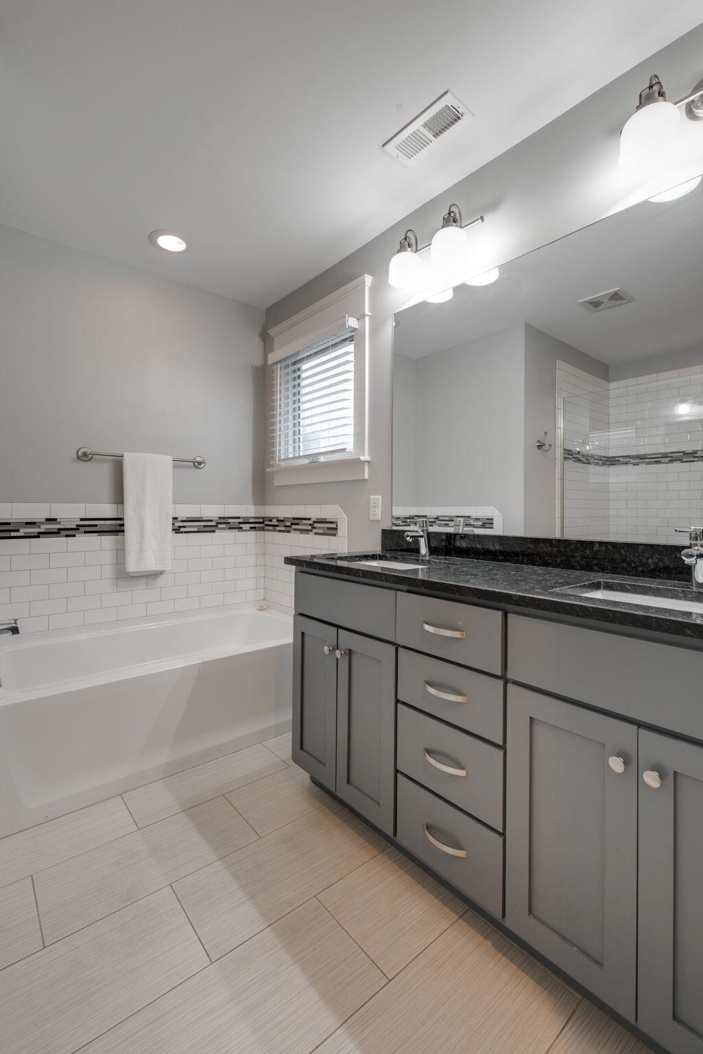 911 Islander Way Chattanooga, TN 37402 - Photo 24 of 38 2-web-or-mls-DSC_9685