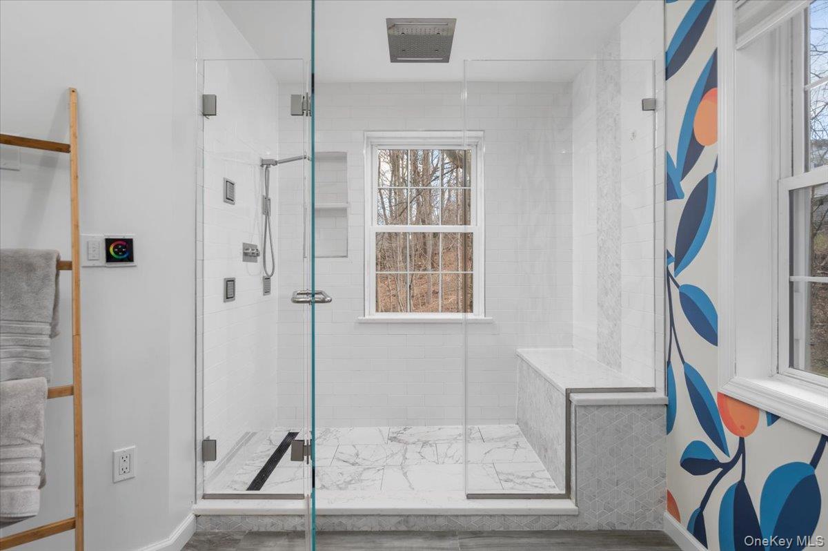 9 Drake Lane White Plains, NY 10607 - Photo 14 of 32 a view of an entryway with wooden floor