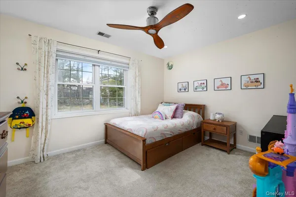 $1,295,000 | 9 Drake Lane, White Plains, NY 10607